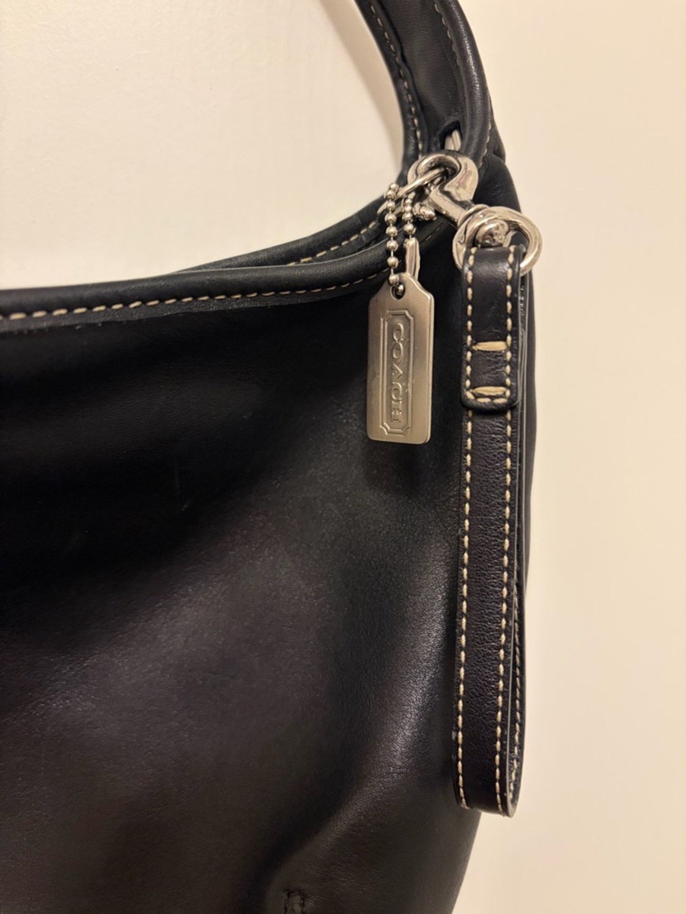 Vintage COACH black Ergo shoulder bag and Brown Legacy Crossbody bag. Set of two - Picture 3 of 9